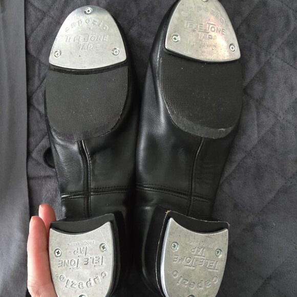 Like new Capezio Tele Tone Tap shoes - Picture 3 of 3